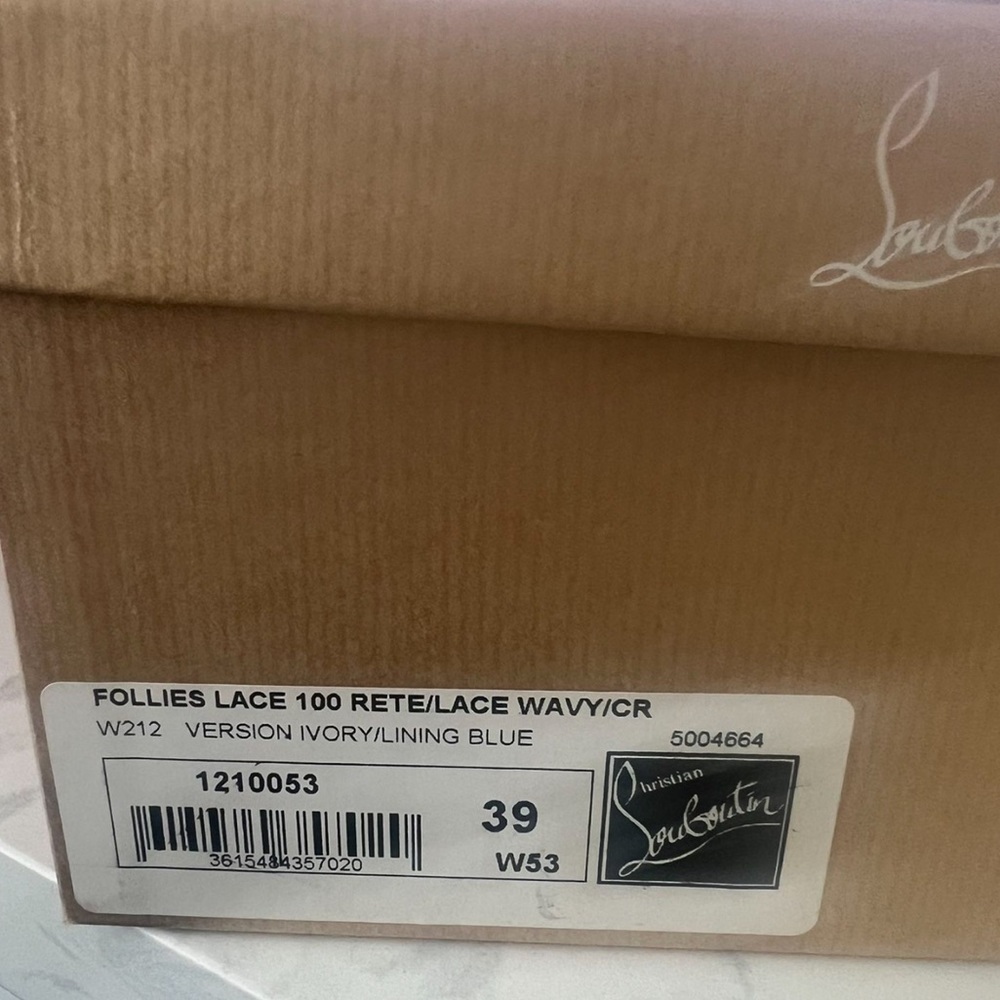 Christian Louboutin Follies lace 100 ivory heels with Tiffany blue lining